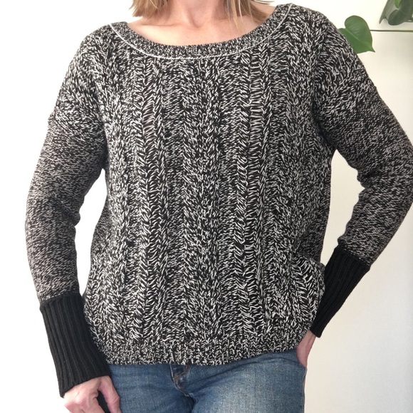 NWT American Eagle Outfitters Mixed Marl Knit Pullover Sweater, size Large 🖤 - Picture 10 of 10